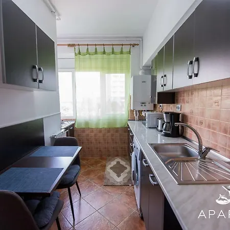 Apartel 10 - Garsoniera Perla *