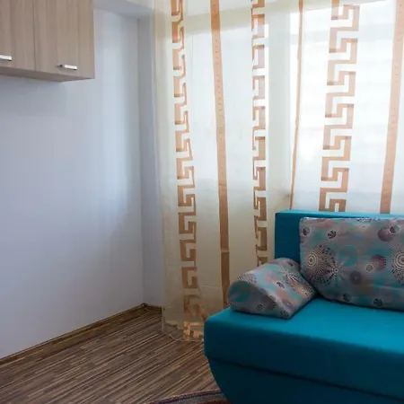 Apartel 10 - Garsoniera Perla * Κονστάντζα